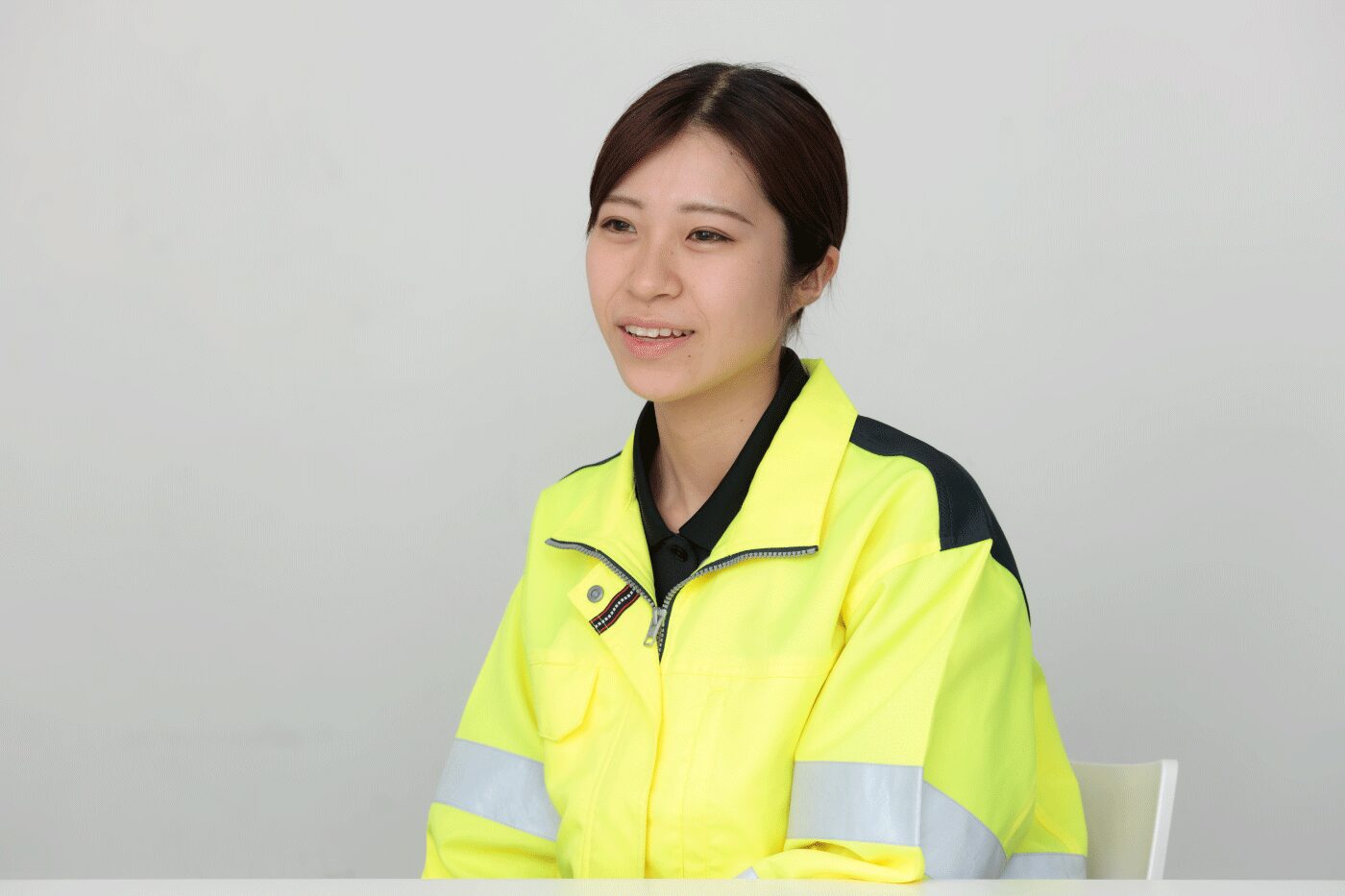 正確な仕分けで、定刻出発を支える誇りがあります。